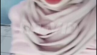 INDO ABG Viral Video Gadis Jilbab Sagne Masukin Timun Wikwik New Top 2025